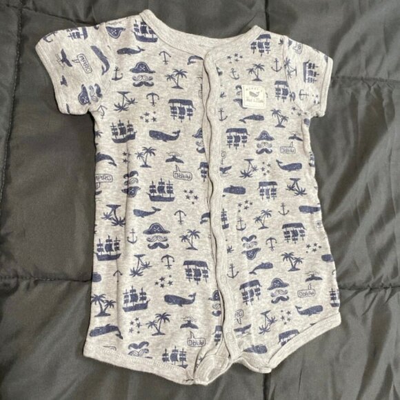 Carter's Romper - Picture 1 of 5